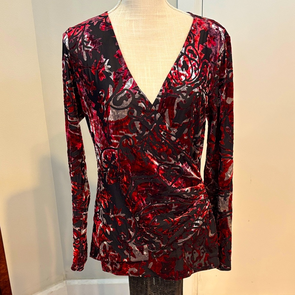 Karen Kane Long Sleeve V-Neck Burnout Velvet Blouse - Red & Black